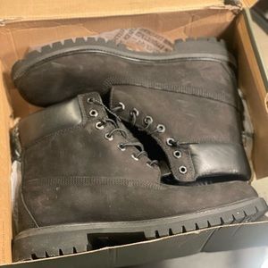 Used - Timberland 6” Waterproof Mens Black Nubuck Boots 10.5
